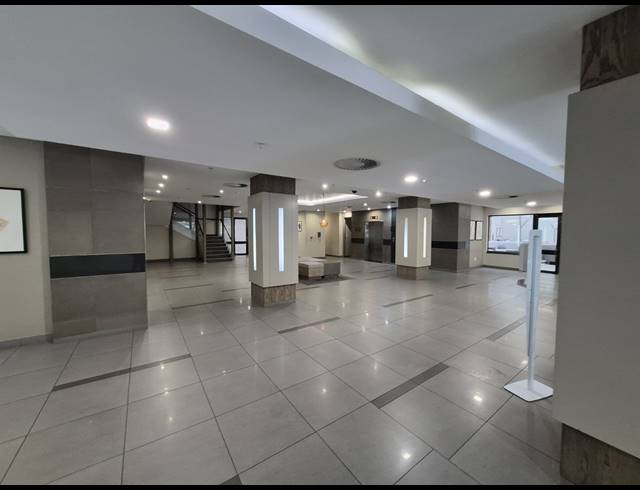 946M² OFFICE TO LET IN SANDTON CENTRAL
